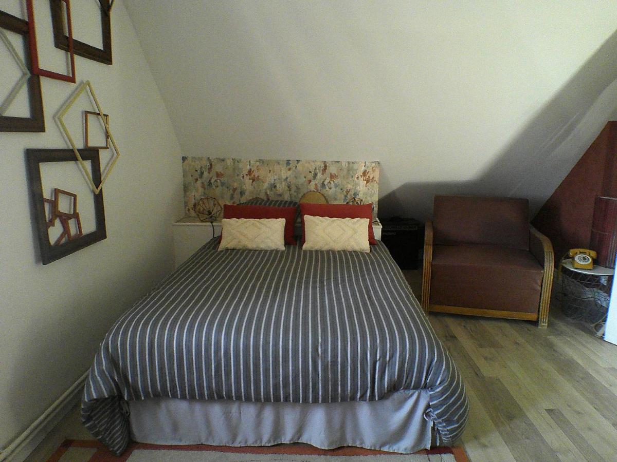 Le Clocooning Chambres D'Hotes Chez L'Habitant Billy  エクステリア 写真