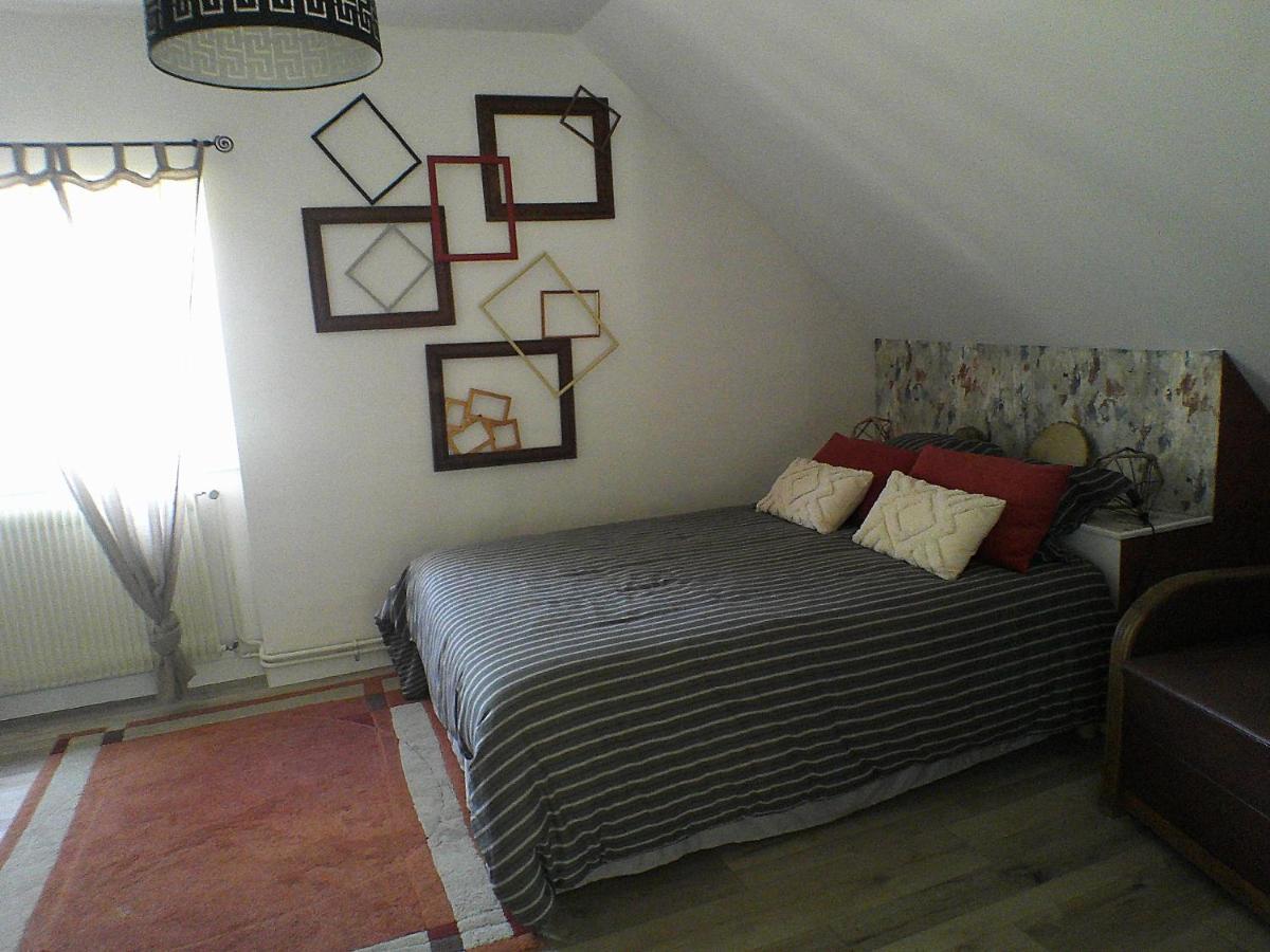 Le Clocooning Chambres D'Hotes Chez L'Habitant Billy  エクステリア 写真